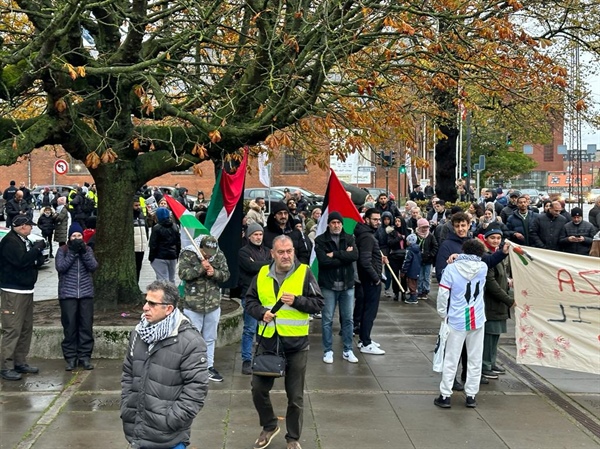 مسيرة حاشدة في أورهوس الدنماركية تضامناً مع الشعب الفلسطيني
