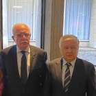 المالكي يلتقي نائب وزير الخارجية الاوزبكي خلال اعمال المؤتمر العام لليونسكو في باريس