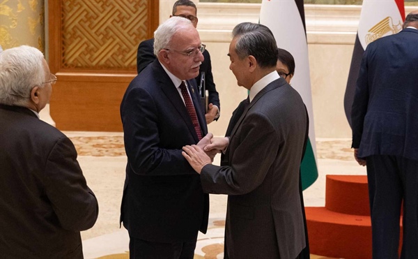 الوزير د.المالكي يثمن الدور الصيني لقيادة حراك في المحافل الدولية لوقف العدوان على قطاع غزة