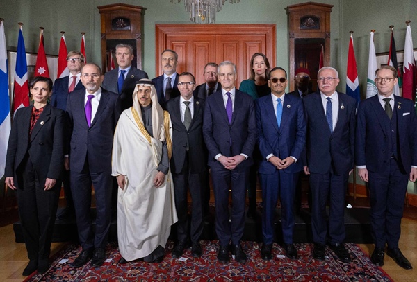 The Ministerial Committee assigned by the Joint Arab Islamic Extraordinary Summit held an official meeting with Foreign Ministers of Nordic and Benelux countries