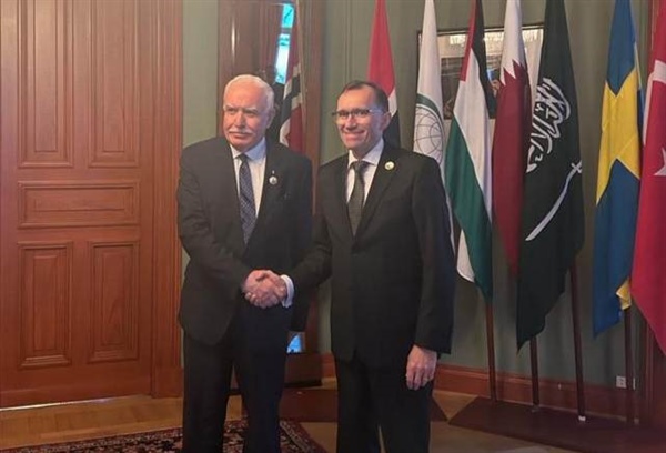 الوزير د. رياض المالكي يلتقي بنظيره وزير خارجية النرويج السيد إسبن بارث إيدا في اوسلو