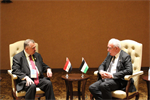 الوزير المالكي يلتقي رئيس وفد جمهورية العراق على هامش القمة التاسعة عشرة لحركة عدم الانحياز