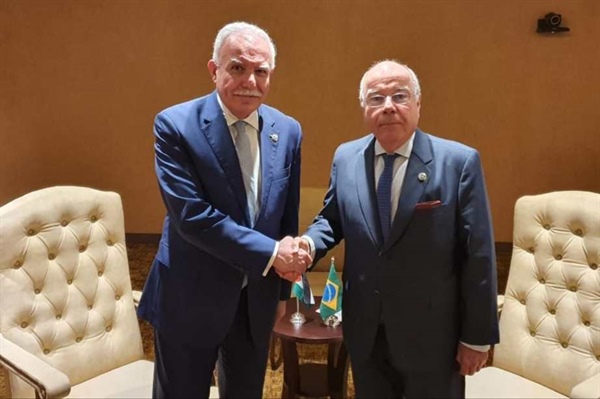 الوزير المالكي يطلع نظيره البرازيلي على التحديات التي يواجهها شعبنا جراء العدوان الإسرائيلي المتواصل