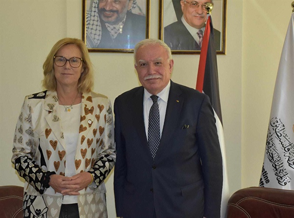 الوزير د.المالكي يستقبل منسقة الأمم المتحدة للشؤون الإنسانية