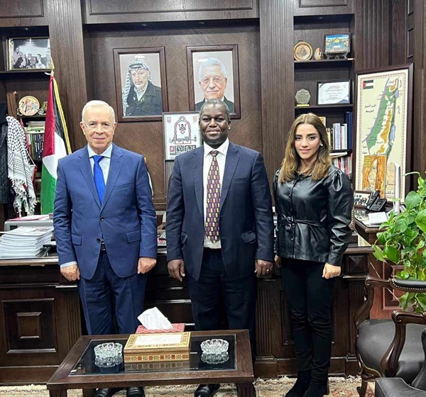 السفير الرفاعي يبحث مع مدير شؤون "الأونروا" في سوريا آخر مستجدات الدعم المالي