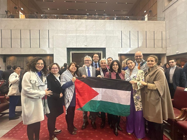 الرئيس التشيلي يعلن انضمام التشيلي لقضية جنوب إفريقيا أمام محكمة العدل العليا في لاهاي