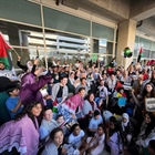 جمعية "Heal Palestine" بالتعاون والتنسيق مع وزارة الخارجية والمغتربين تستقبل 13 طفلا فلسطينيا من جرحى العدوان الإسرائيلي المتواصل على أبناء شعبنا في قطاع غزة