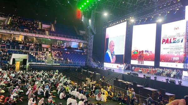 مهرجان جماهيري في ماليزيا لنصرة غزة والأسرى