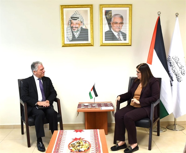 الوزيرة شاهين تودع السفير البرازيلي بمناسبة انتهاء مهامه لدى دولة فلسطين