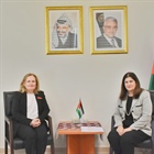 الوزيرة شاهين تودع القنصل البريطاني بمناسبة انتهاء مهامها الرسمية