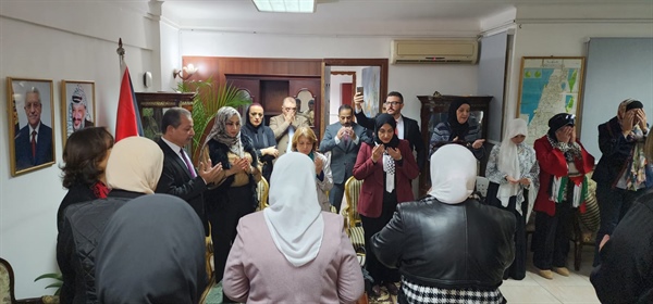 قنصلية فلسطين بالإسكندرية تحيي ذكرى استشهاد القائد الرمز ياسر عرفات وإعلان الاستقلال