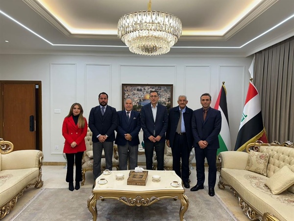 الرويضي يبحث مع وفد من غرفة تجارة بغداد تعزيز العلاقات التجارية