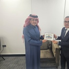 سفيرنا في قطر يبحث مع رئيس الهيئة العامة للطيران المدني تعزيز العلاقات الثنائية