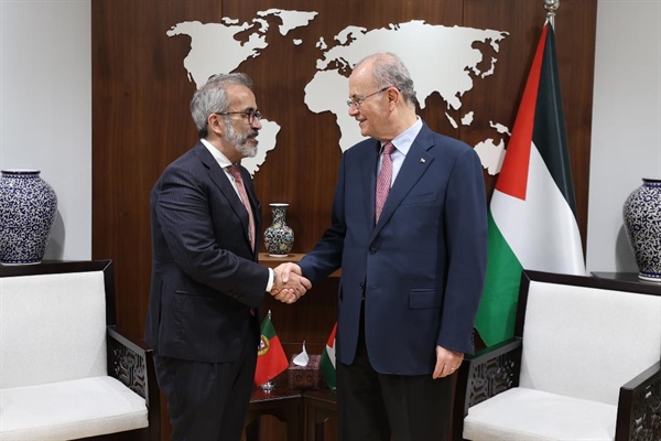 مصطفى يبحث مع وزير خارجية البرتغال تطورات الأوضاع في فلسطين
