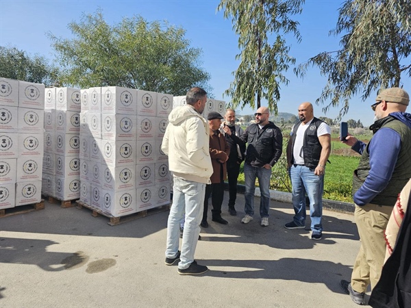 With a generous donation from the Palestinian community in the United States,4,000 food parcels have been distributed to vulnerable families affected by the Israeli brutal attacks