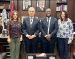 السفير الرفاعي يبحث مع مدير الأونروا التحديات المالية وسبل استمرار خدمات اللاجئين