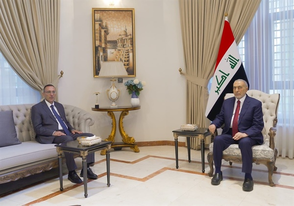 السفير الرويضي يُطلع رئيس مجلس النواب العراقي على تطورات الأوضاع في الأراضي الفلسطينية