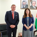 الوزيرة شاهين تبحث مع السفير الهولندي تطورات الأوضاع في فلسطين