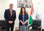 الوزيرة شاهين تبحث مع السفير الهولندي تطورات الأوضاع في فلسطين