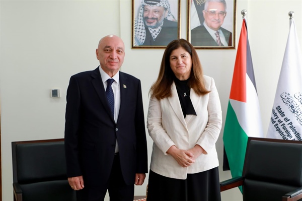 الوزيرة شاهين تبحث مع السفير الأذربيجاني سبل تعزيز الدعم لفلسطين في المحافل الدولية