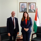 وزيرة الخارجية تبحث مع القائم بأعمال القنصل البريطاني أهمية المضي قدمًا في الاعتراف بدولة فلسطين