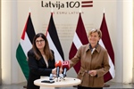 وزيرة الخارجية تلتقي نظيرتها اللاتفية وتؤكد على ضرورة الاعتراف بدولة فلسطين ووقف إطلاق النار