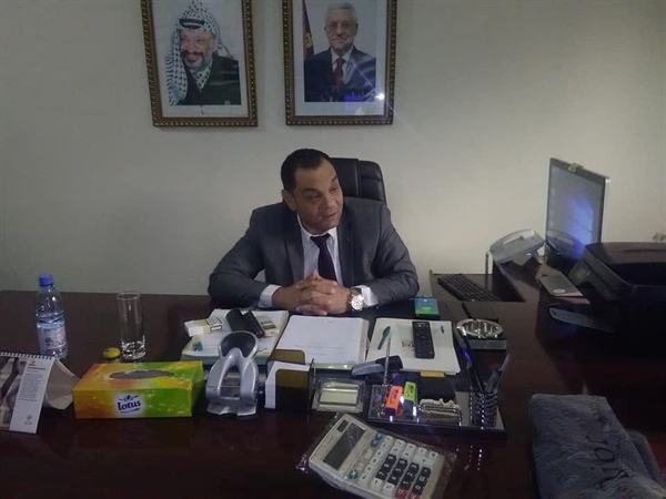 سفير دولة فلسطين يبحث آفاق التعاون الثنائي مع وزير الحكم المحلي المالي