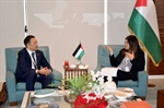 وزيرة الخارجية تبحث مع أمين عام منظمة السيكا تعزيز التعاون وتطوير الشراكات