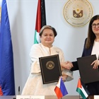 وزيرة الخارجية تبحث تطوير العلاقات وتعزيز الشراكة مع نظيرتها الفلبينية في مانيلا