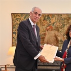 السفير مروان البوريني يقدم نسخة من أوراق اعتماده سفيراً فوق العادة ومفوضاً لدولة فلسطين لدى البرازيل