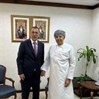 السفير الرويضي يطلع وكيل وزارة الخارجية العمانية على آخر التطورات السياسية والميدانية