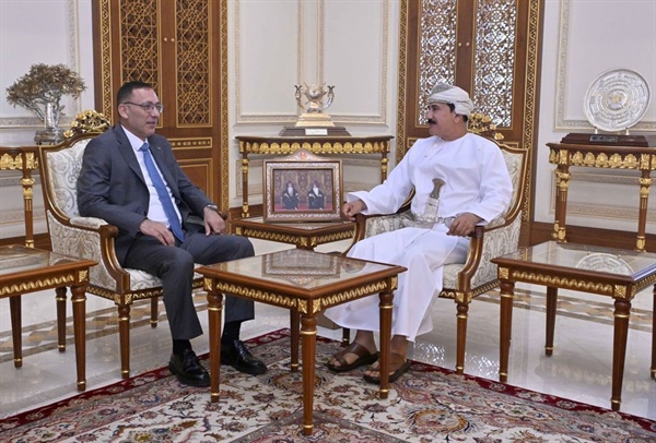 السفير الرويضي يطلع وزير المكتب السلطاني على تطورات الأوضاع الفلسطينية