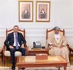 السفير الرويضي يطلع وزير الإعلام العُماني على الأوضاع السياسية والميدانية في فلسطين