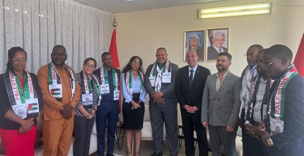 السفير ملوح يستقبل أعضاء اللجنة الأنغولية للتضامن مع الشعب الفلسطيني