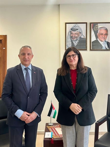 الوزيرة شاهين تلتقي القنصل العام التركي في القدس المعتمد لدى دولة فلسطين