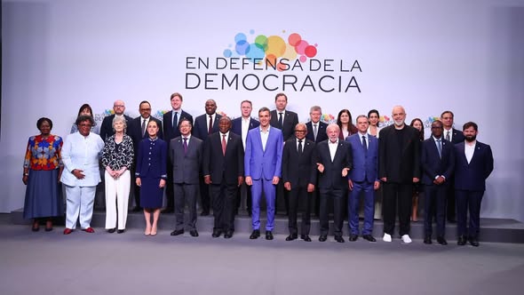 Minister Shahin Participates in Fourth “Defending Democracy” Forum in Barcelona, Spain