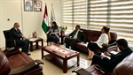 الوزيرة شاهين تلتقي ممثل مكتب منظمة التعاون الإسلامي لدى دولة فلسطين