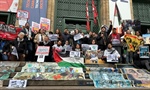 وقفة تضامنية في كلية الطب بجامعة بوينس آيرس تطالب بالإفراج عن العاملين في القطاع الصحي الفلسطيني