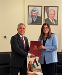 الوزيرة شاهين تتسلّم أوراق اعتماد رئيس مكتب تمثيل جمهورية مصر العربية لدى فلسطين الجديد، وتؤكد على تعزيز العلاقات الثنائية