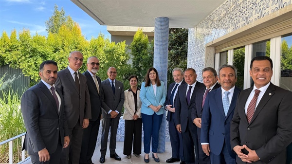 وزيرة الخارجية والمغتربين تستقبل السفراء العرب المعتمدين لدى البرتغال وتبحث تعزيز التنسيق المشترك دعما لفلسطين