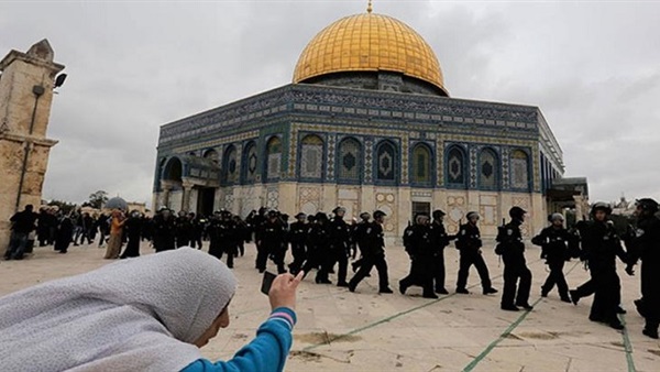 الخارجية والمغتربين:  قضية القدس عنوان تحركنا السياسي والدبلوماسي والقانوني