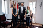 سفير فلسطين لدى إسبانيا يطلع حزب "سومار" على آخر التطورات في فلسطين