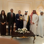 السفير شبلي يبحث مع نائب أمين عام رابطة العالم الإسلامي دعم الشعب الفلسطيني وتعزيز التعاون