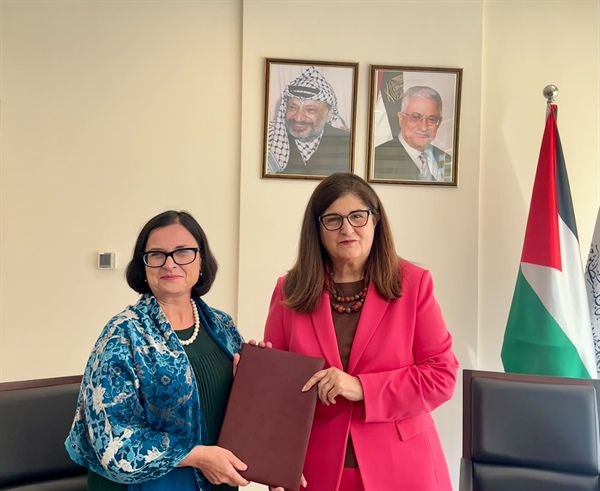 الوزيرة شاهين تتسلم أوراق اعتماد ممثلة جمهورية التشيك الجديدة لدى دولة فلسطين