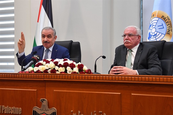 المالكي يثمن زيارة رئيس الوزراء  لمقر الوزارة