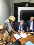 الوكالة الفلسطينية للتعاون الدولي توقع اتفاق تعاون في المجال الطبي مع وزارة الصحة في غينيا