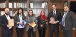 الخارجية الاسبانية تتبرع بكتب قيّمة لصالح المكتبة الدبلوماسية الخاصة بوزارة الخارجية والمغتربين الفلسطينية