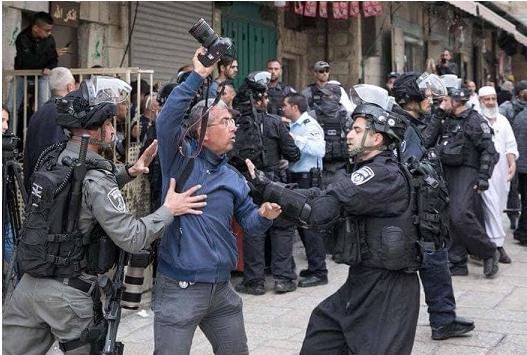 الخارجية والمغتربين: تصعيد الإعتداءات الإستفزازية في القدس يعكس فشل الإحتلال في تهويدها