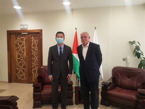 اجتماع الوزير المالكي مع سفير جمهورية الصين الشعبية لدى دولة فلسطين