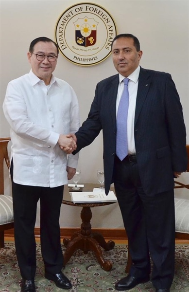 Ambassador Shamieh meets with Philippine Foreign minister